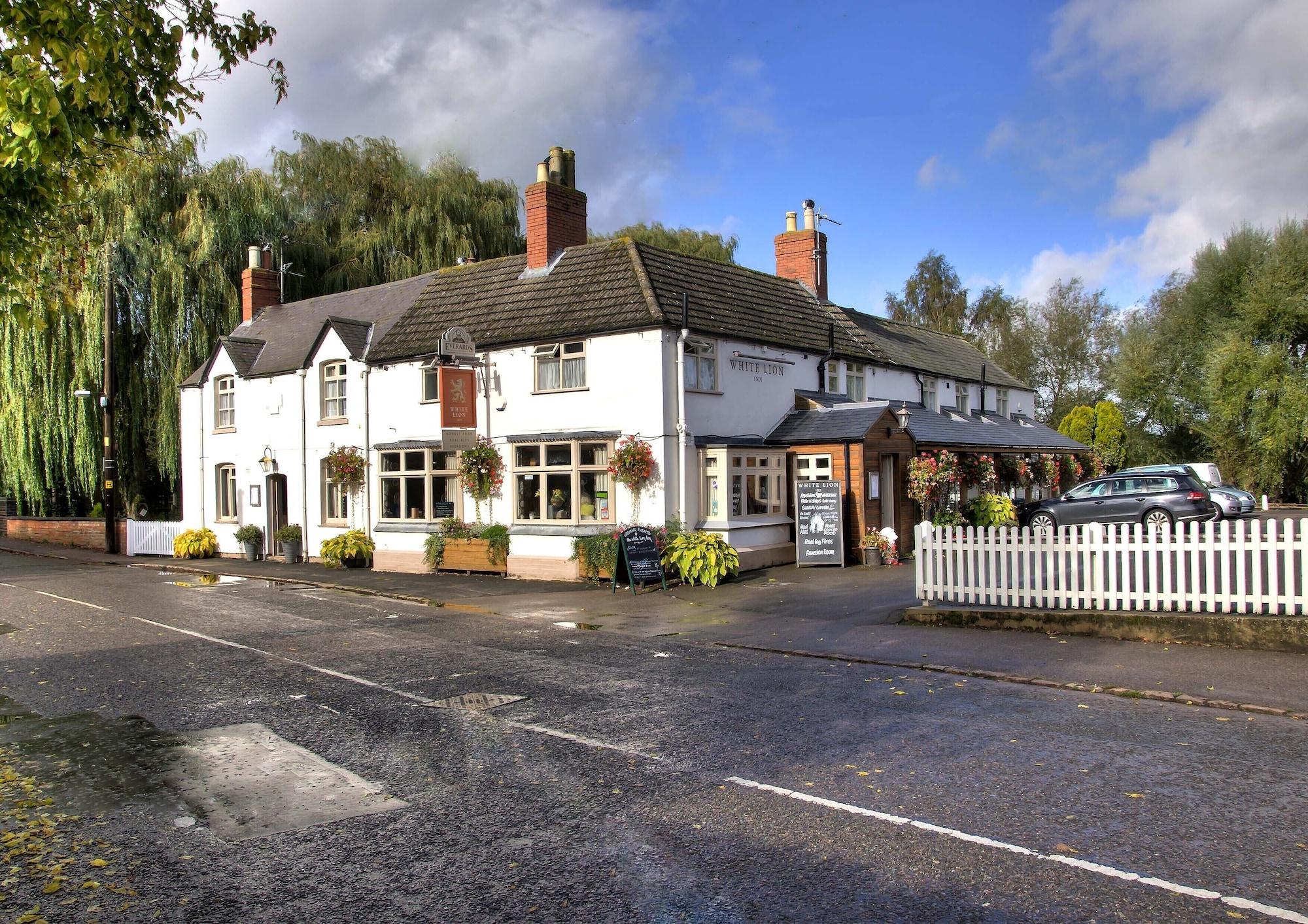 The White Lion Inn Oakham Exterior foto